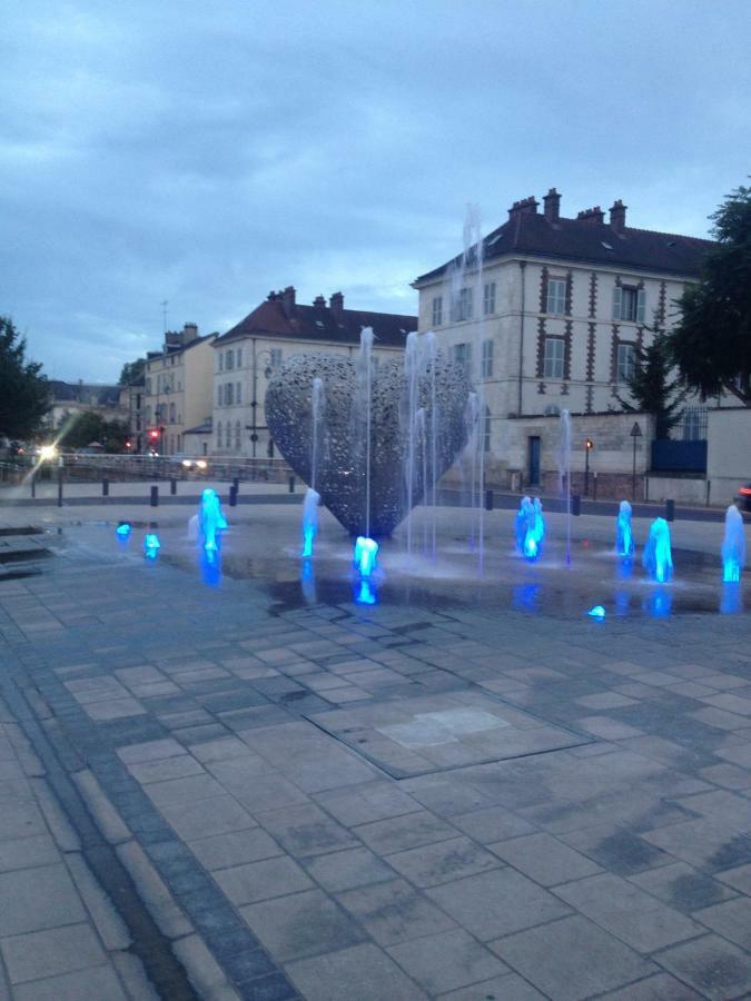 דירות Le St Frobert Au Coeur De טרואה מראה חיצוני תמונה